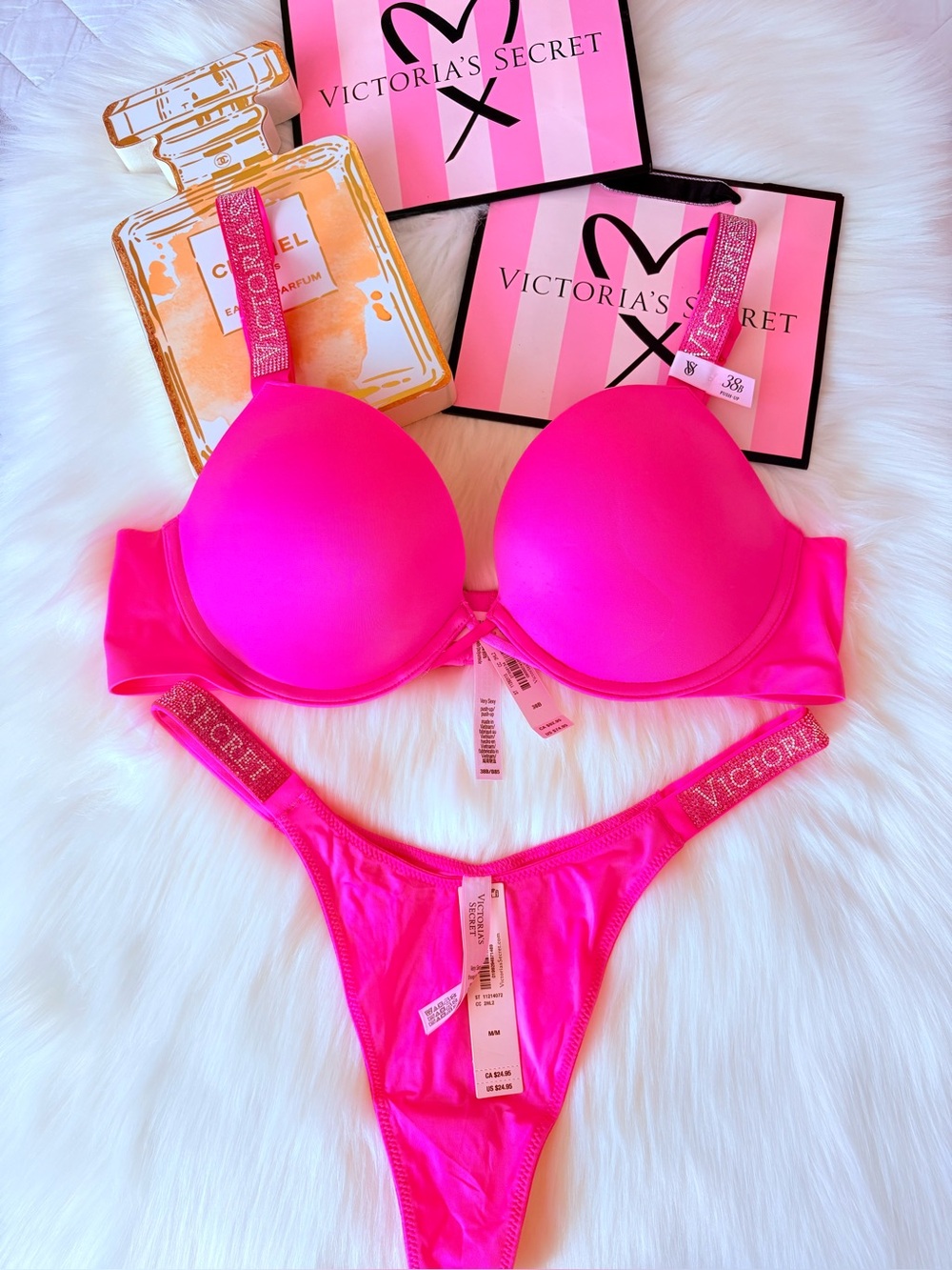 🩷🩷Victoria’s Secret logo shine strap bra and panty set (38B / M)🩷🩷